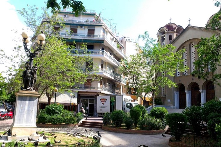 Realty photo 1