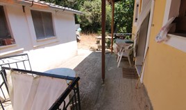 Detached house 57 m² in Corfu