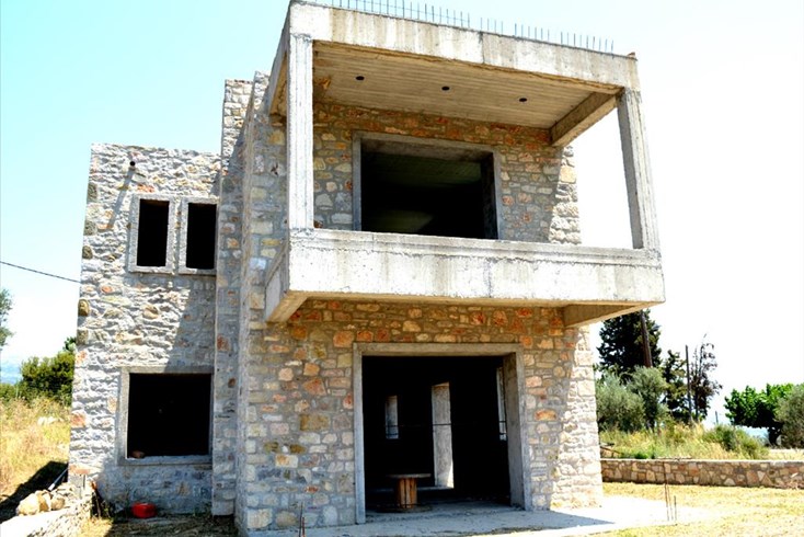 Realty photo 1