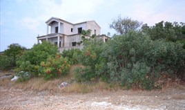 Detached house in Corfu