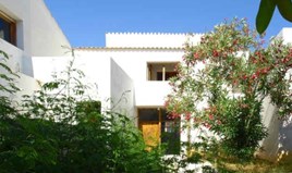 Хотел 1320 m² на Крит