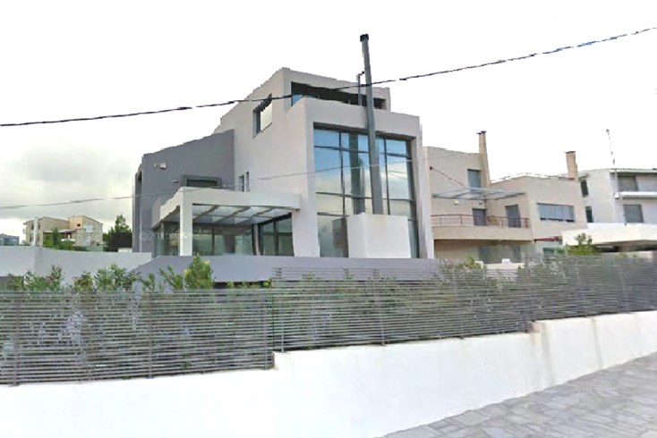 Realty photo 1