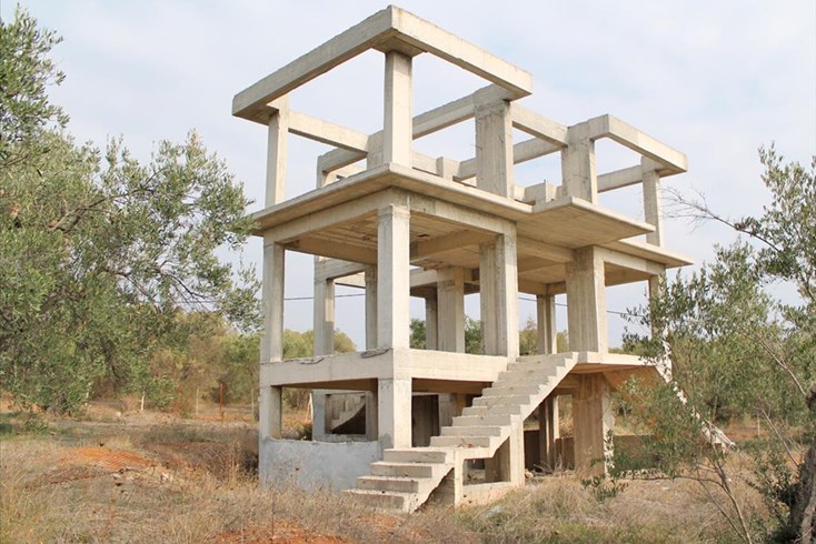 Realty photo 2