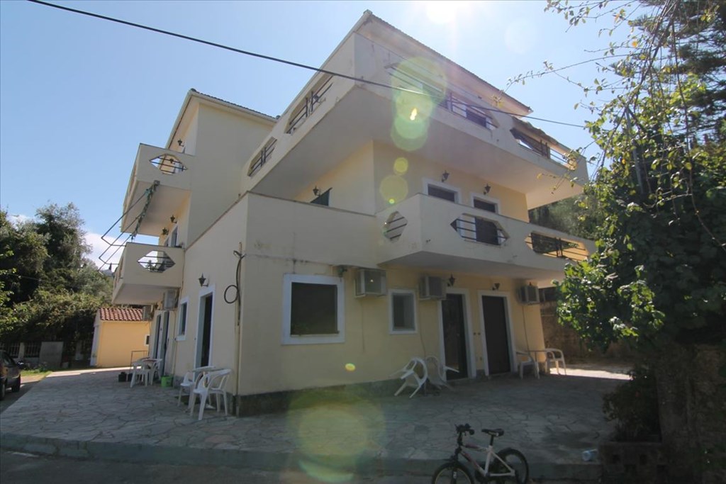 For Sale - Hotel 300 m² in Corfu