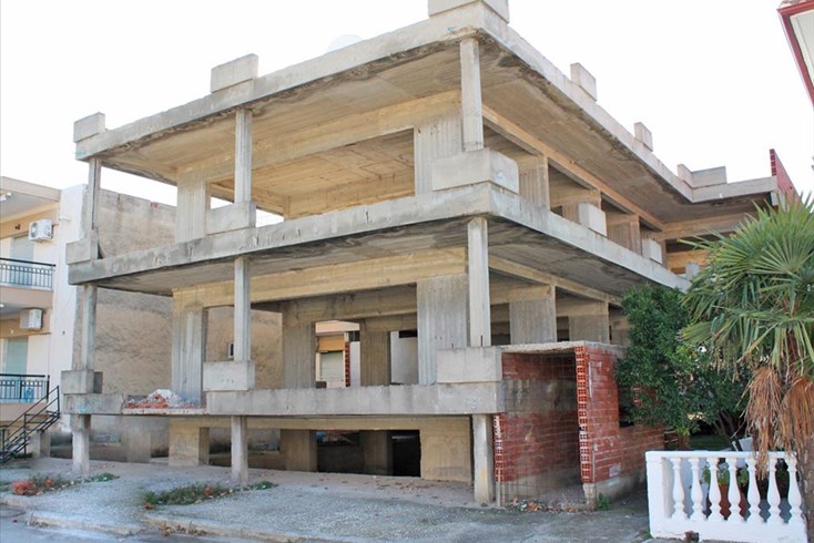 Realty photo 1