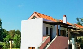 بيت صغير 75 m² في آتوس - هالكيديكي
