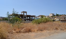 Land 240 m² in Crete
