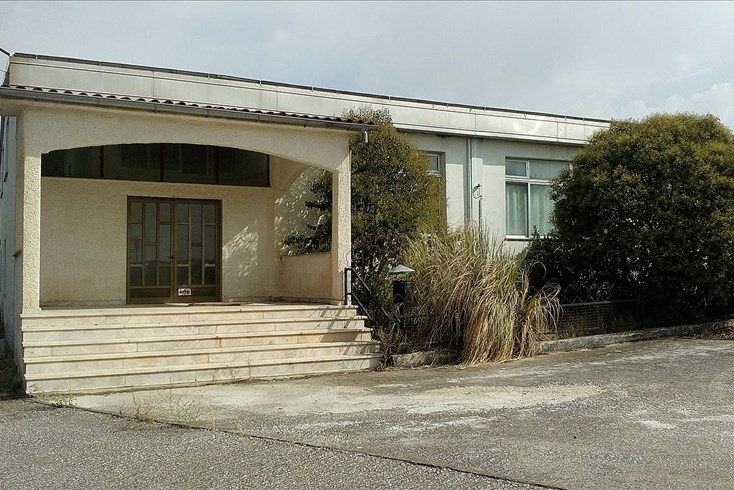 Realty photo 1