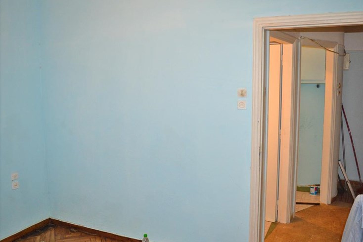 Realty photo 2
