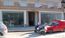 Επιχείρηση 95 μ² στη Σιθωνία