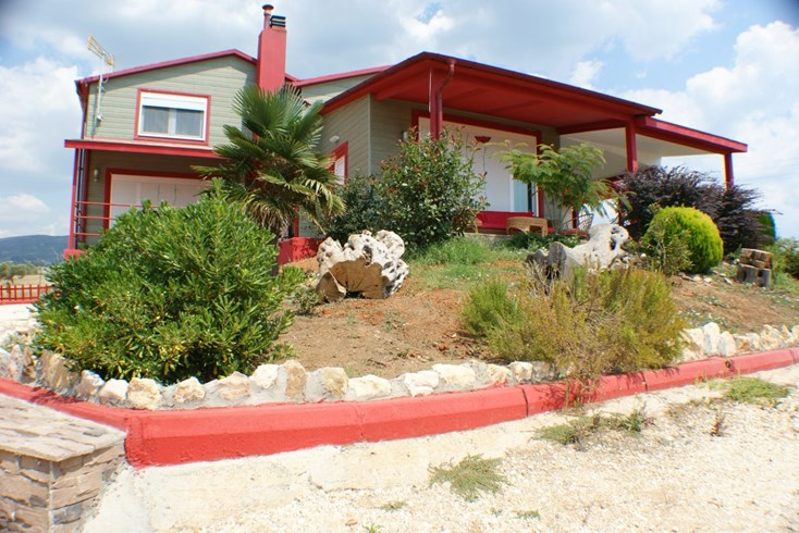 Realty photo 1