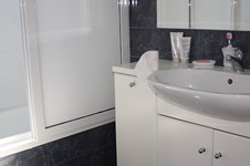 Property 272 photo 10