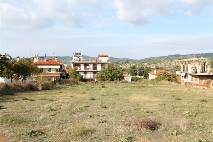Realty photo 2