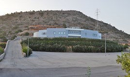 Business 2000 m² en Crète