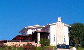 Villa 450 m² in Paphos