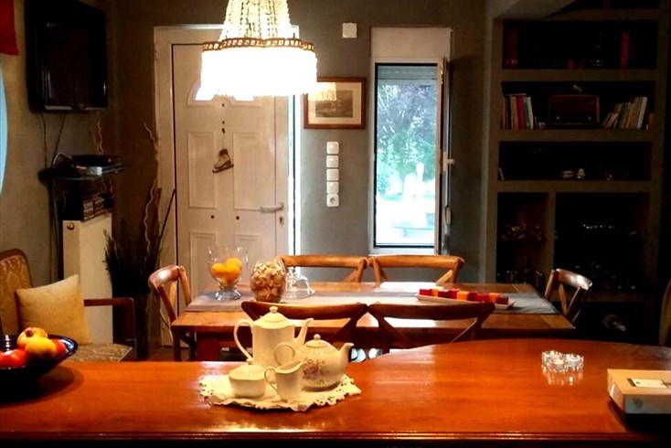 Realty photo 2