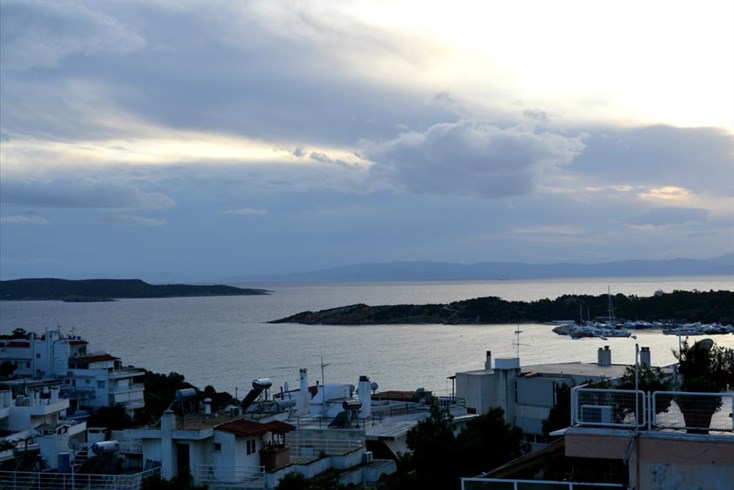 Realty photo 3