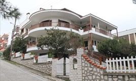 Detached house 400 m² in Thessaloniki