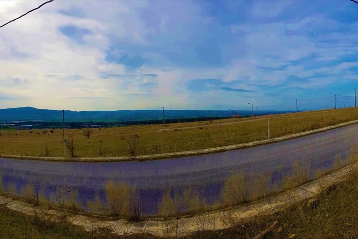 Realty photo 2