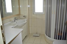Property 29960 photo 11