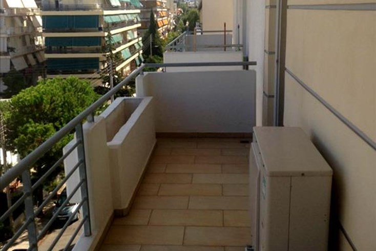 Realty photo 2