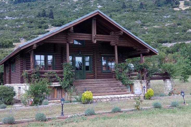 Realty photo 1