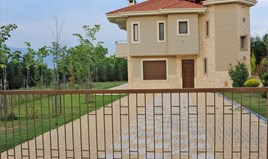 Detached house 200 m² in the suburbs of Thessaloniki