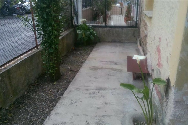 Realty photo 3