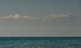 Terrain 10375 m² dans la banlieue de Thessalonique
