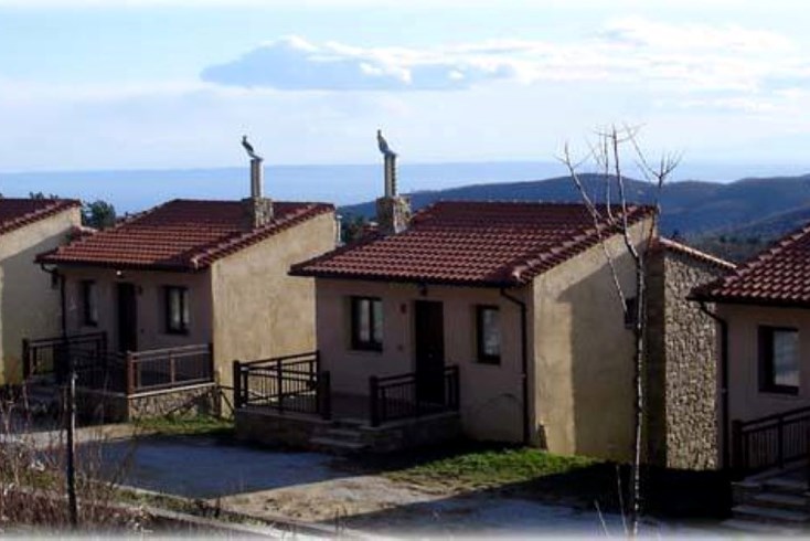Realty photo 1