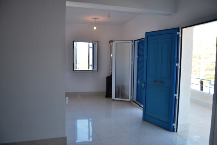 Realty photo 2