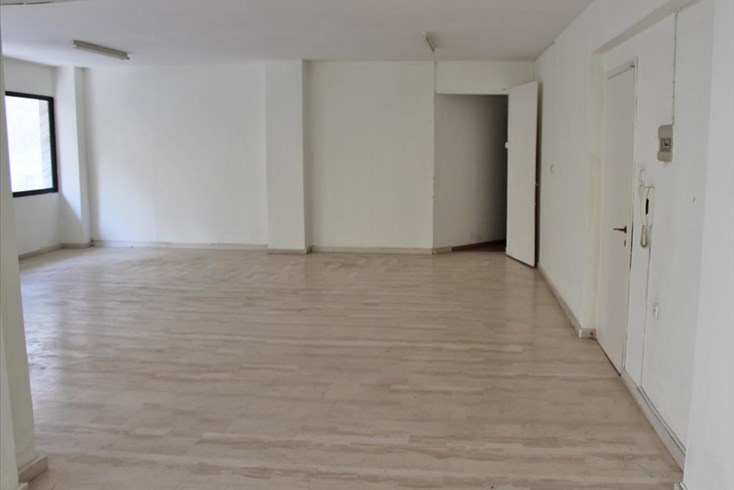 Realty photo 3
