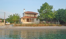 Detached house 120 m² on the Euboea island 