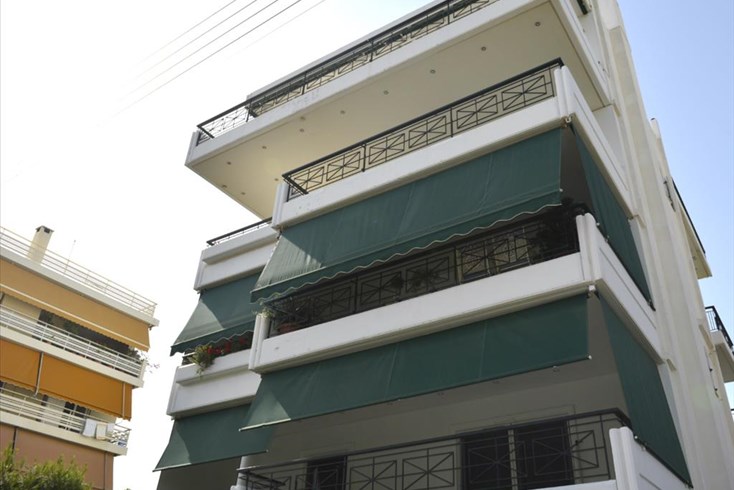 Realty photo 1