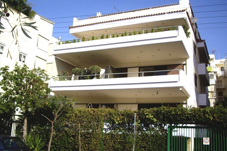 Realty photo 1