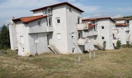 კუნძული 250 m² სალონიკის გარეუბანში