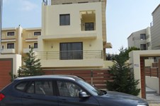 Property 315 photo 2