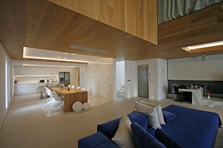 Realty photo 3