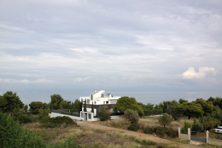 Realty photo 3
