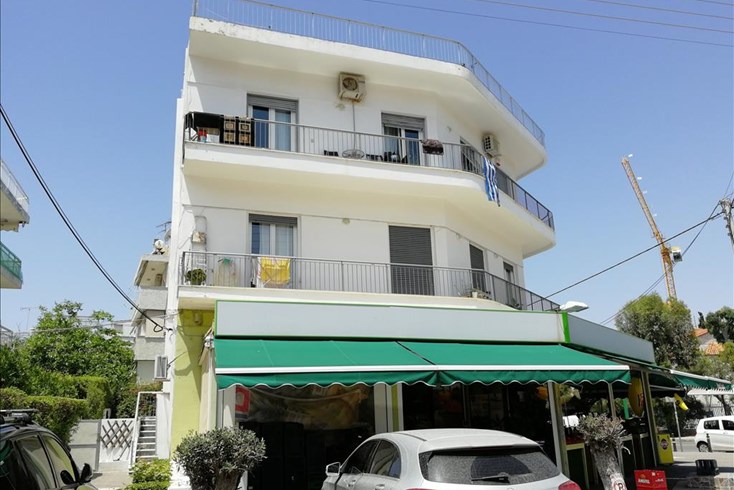 Realty photo 1