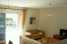 Property 31900 photo 2