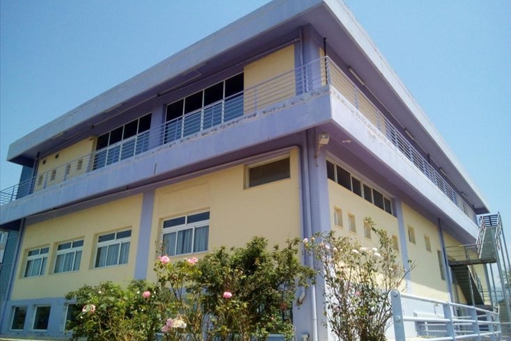 Realty photo 2
