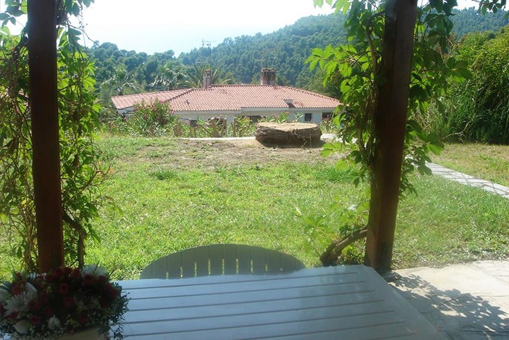 Realty photo 2