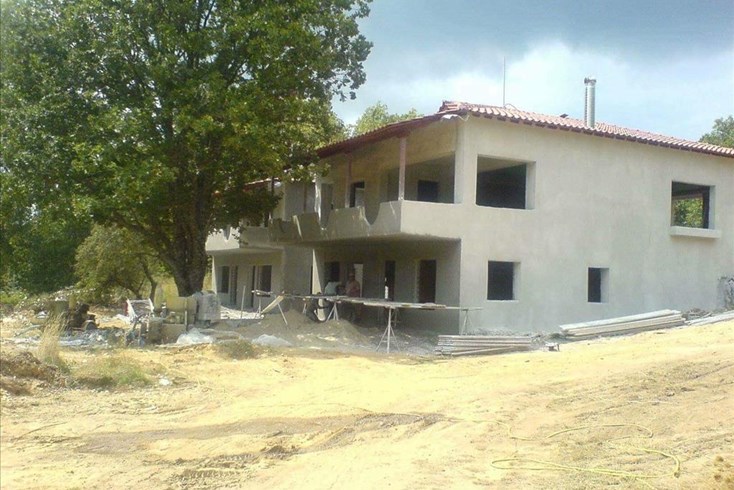 Realty photo 3