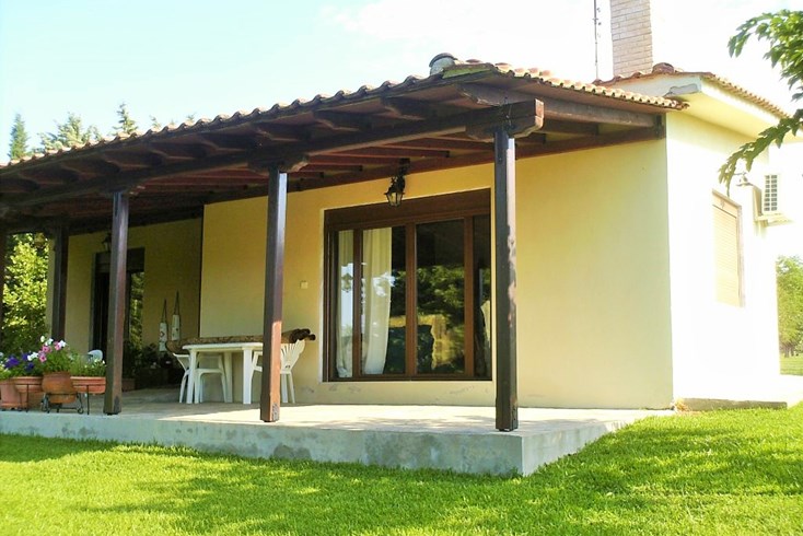 Realty photo 3
