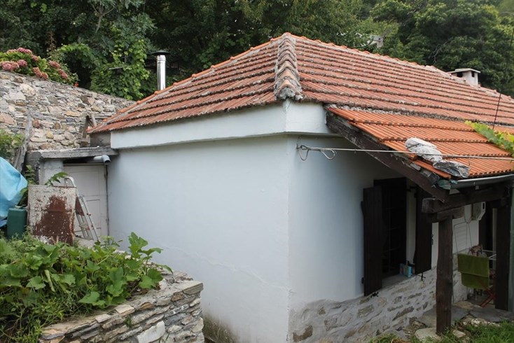 Realty photo 2