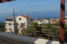 Property 328 photo 8