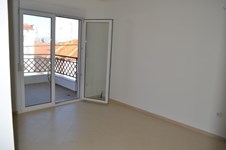 Property 33 photo 11