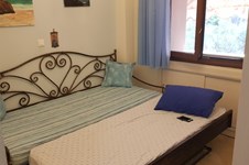 Property 33114 photo 18