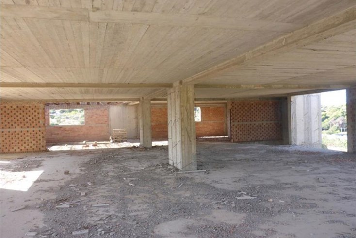 Realty photo 3